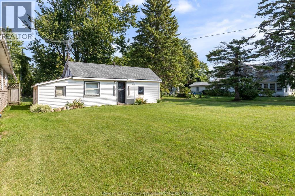 146 MAPLE, Harrow, Ontario, N0R1G0, Harrow, Ontario — photo 4 of 5