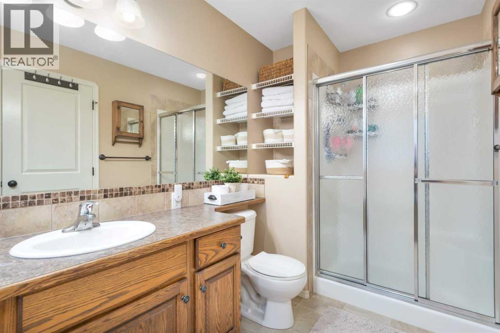 Listing photo – 52 Irving Crescent, Red Deer