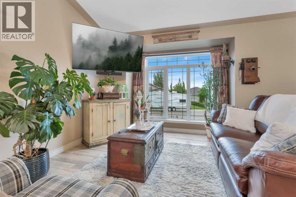 Listing photo – 52 Irving Crescent, Red Deer