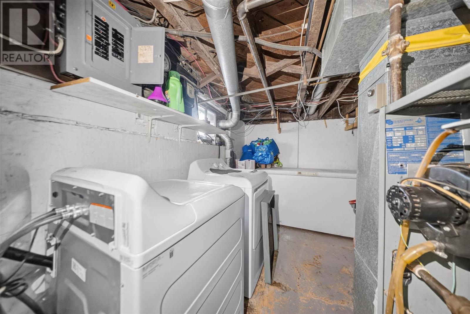 145 Albert ST W - Image 28