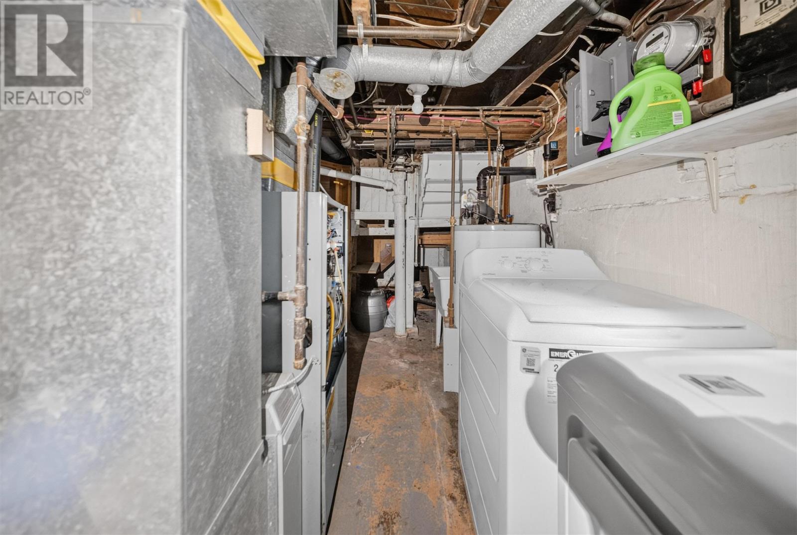 145 Albert ST W - 29