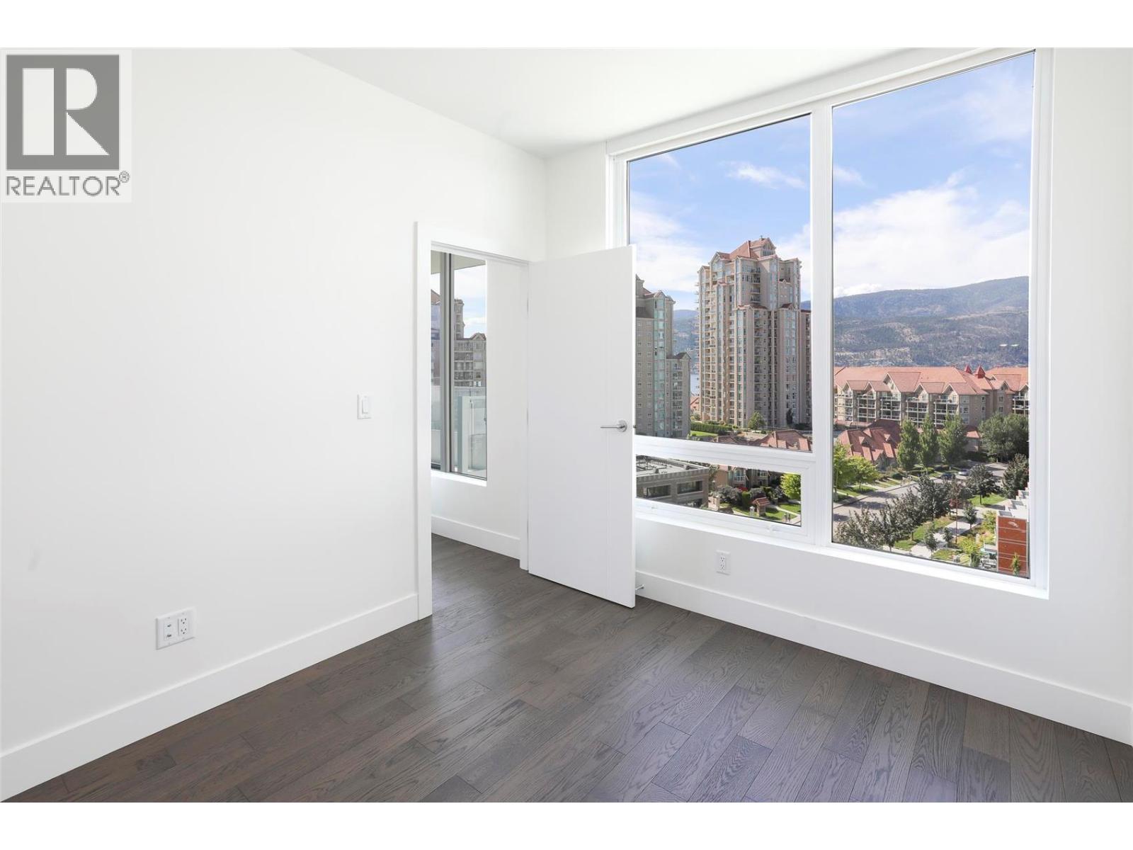 807 1181 Sunset Drive, Kelowna