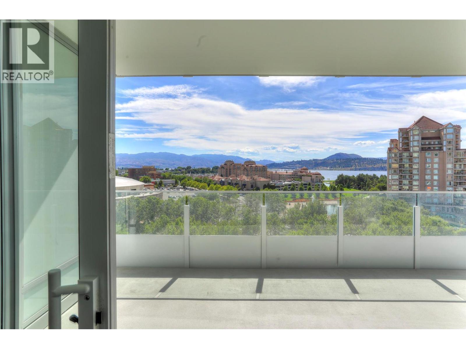 807 1181 Sunset Drive, Kelowna