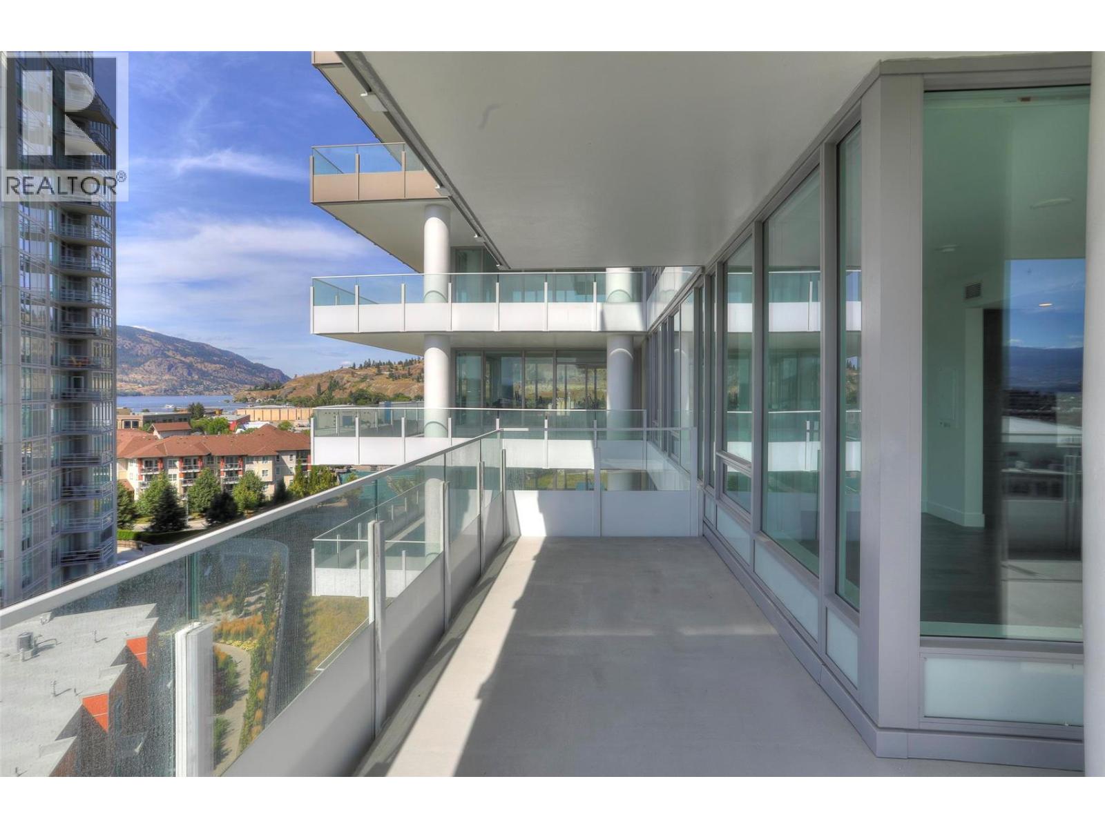 807 1181 Sunset Drive, Kelowna