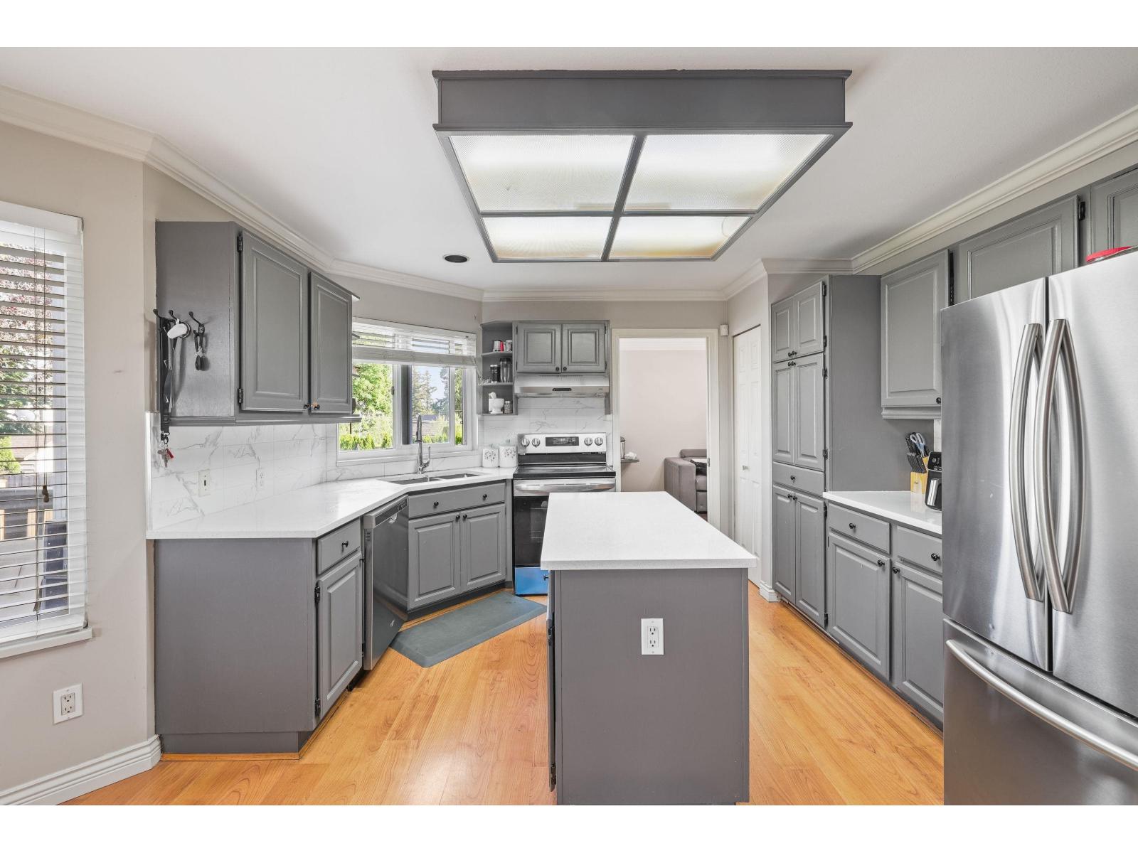6960 143A STREET, Surrey — photo 9