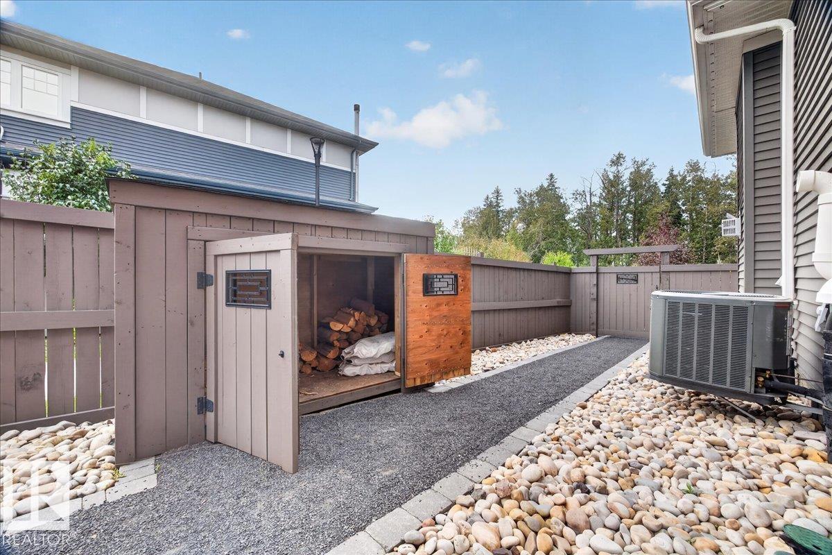 20332 29 AV NW - 70