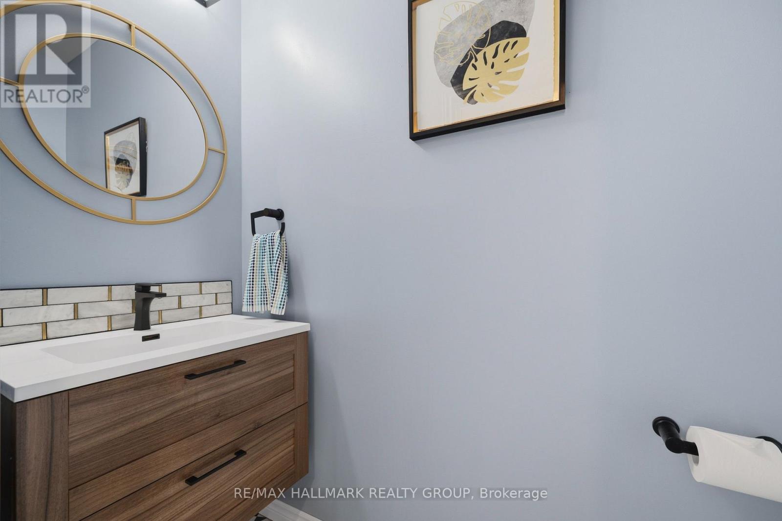 20 DUNE STREET - Image 11