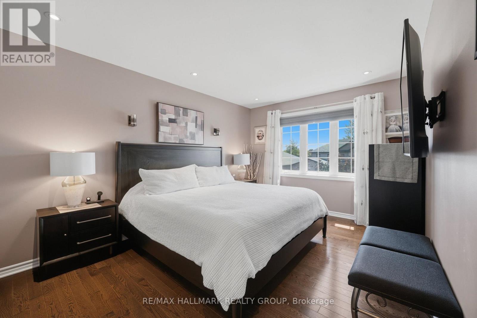 20 DUNE STREET - Image 29