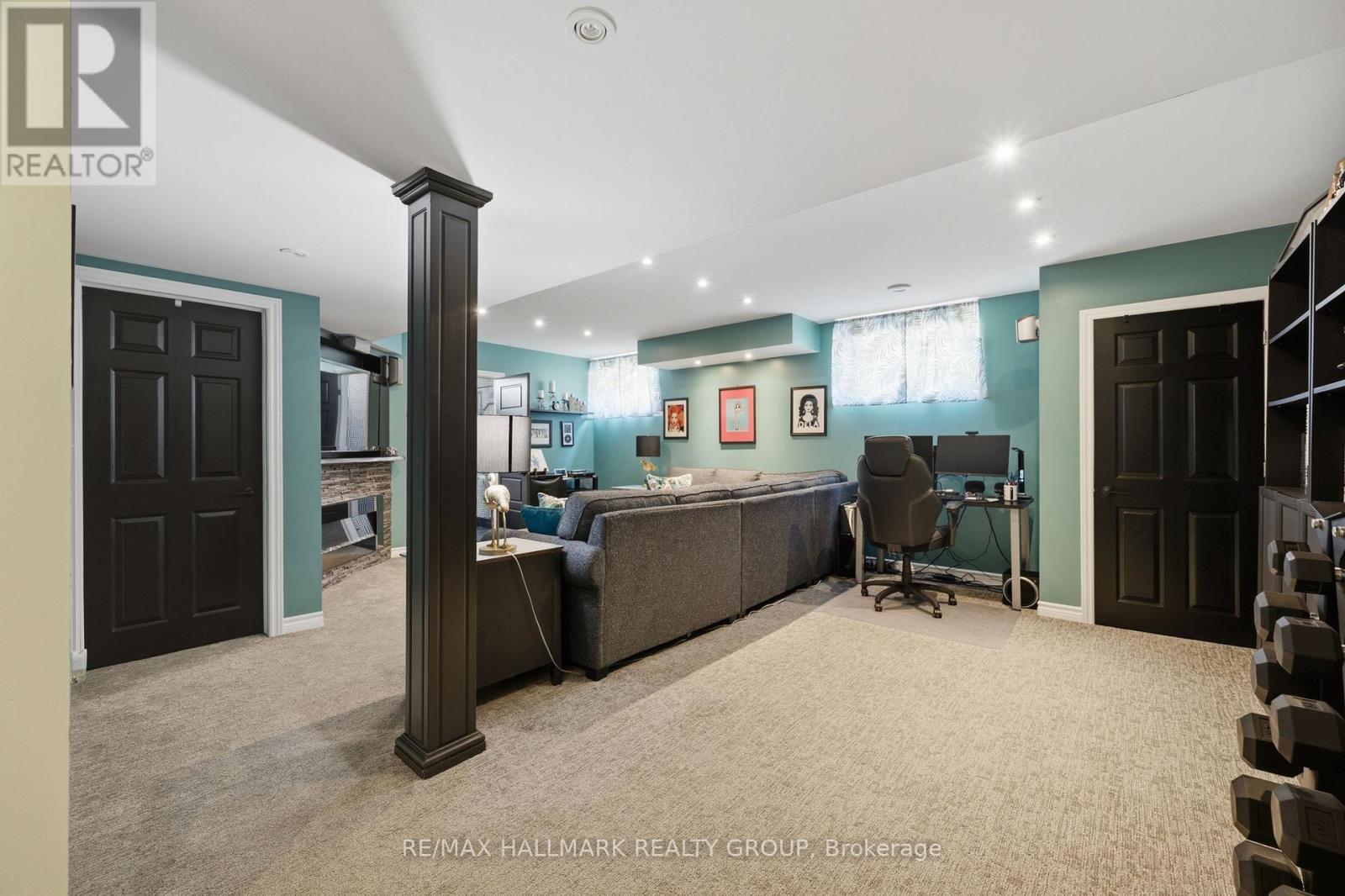 20 DUNE STREET - Image 34
