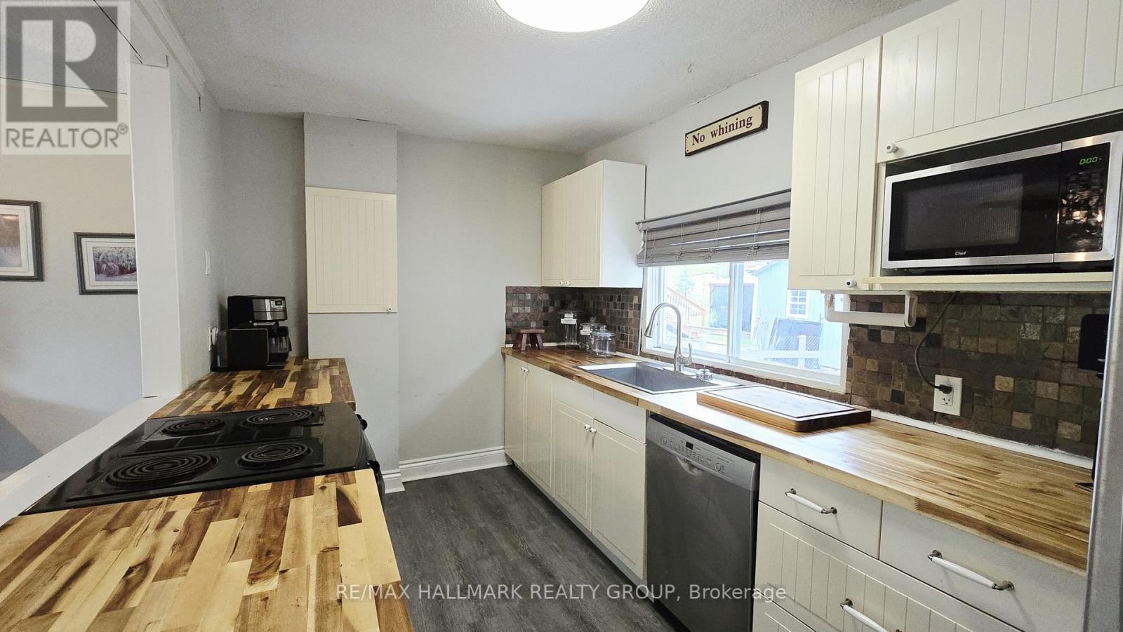 1153 BAYVIEW DRIVE - 15