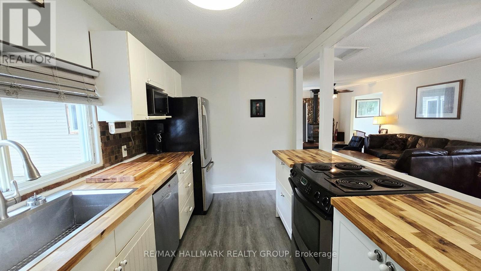 1153 BAYVIEW DRIVE - 18