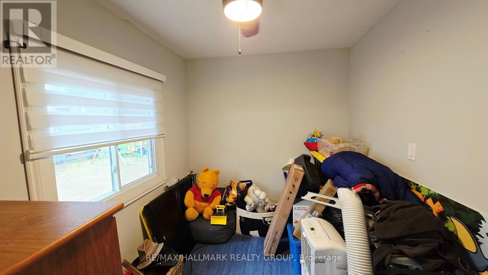 1153 BAYVIEW DRIVE - 23