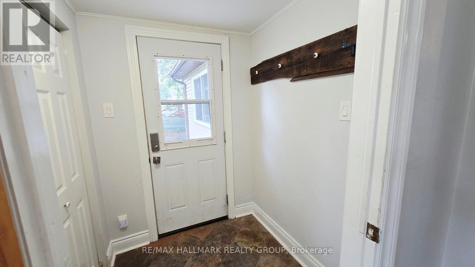 1153 BAYVIEW DRIVE - Image 7