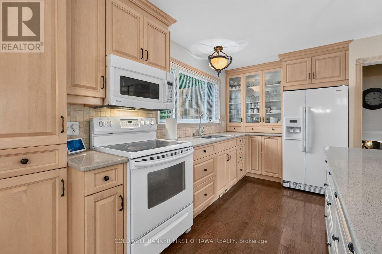 1404 MATHESON ROAD - 17