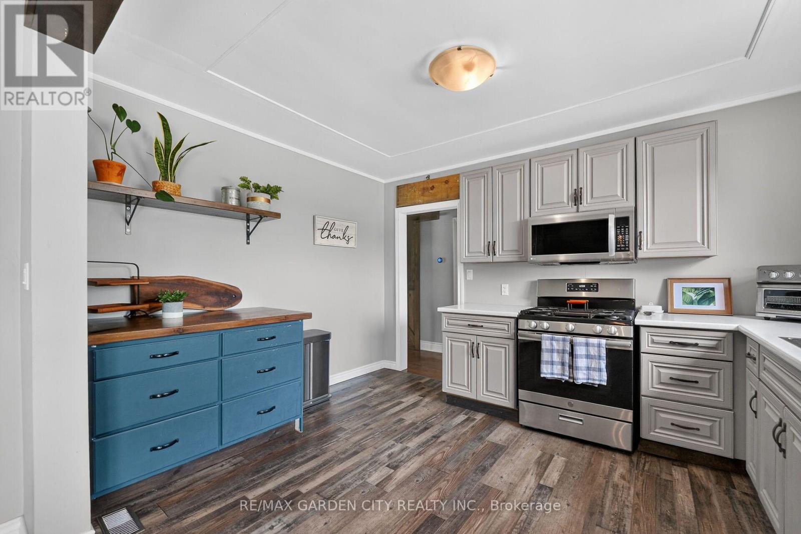 423 READ ROAD - 6