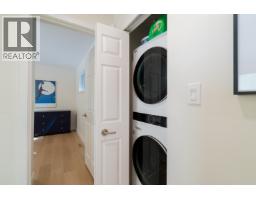 1139 Heritage Boulevard, North Vancouver, BC V7J3G8 Photo 28