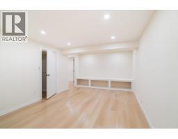 1139 Heritage Boulevard, North Vancouver, BC V7J3G8 Photo 32