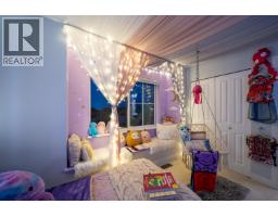 10476 Mceachern Street, Maple Ridge, BC V2W0H8 Photo 19
