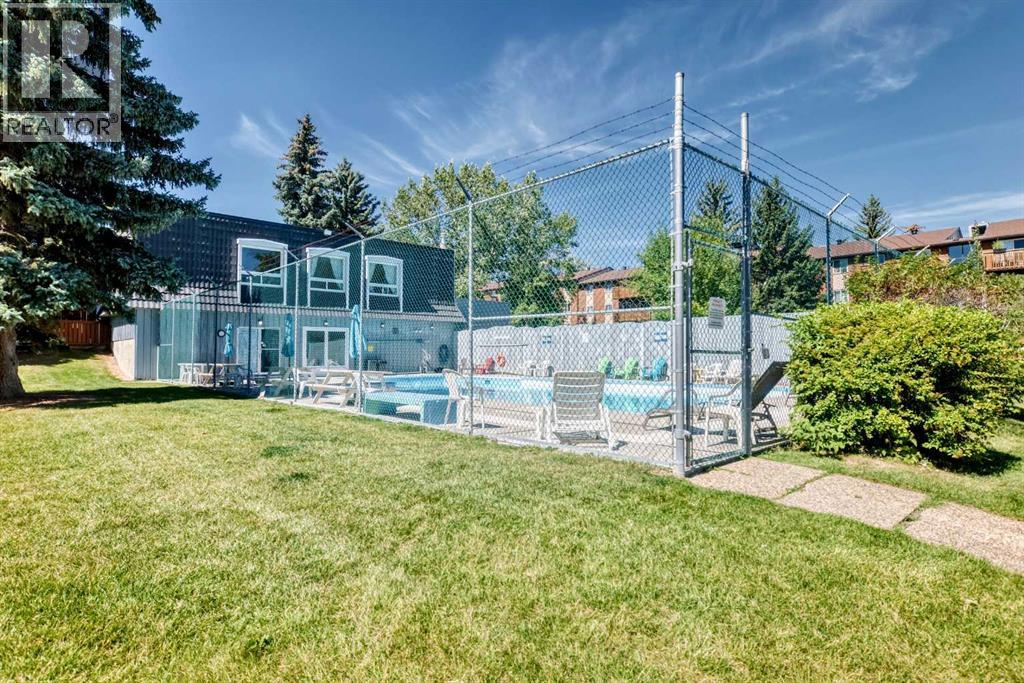 #130 330 Canterbury Drive SW - 26