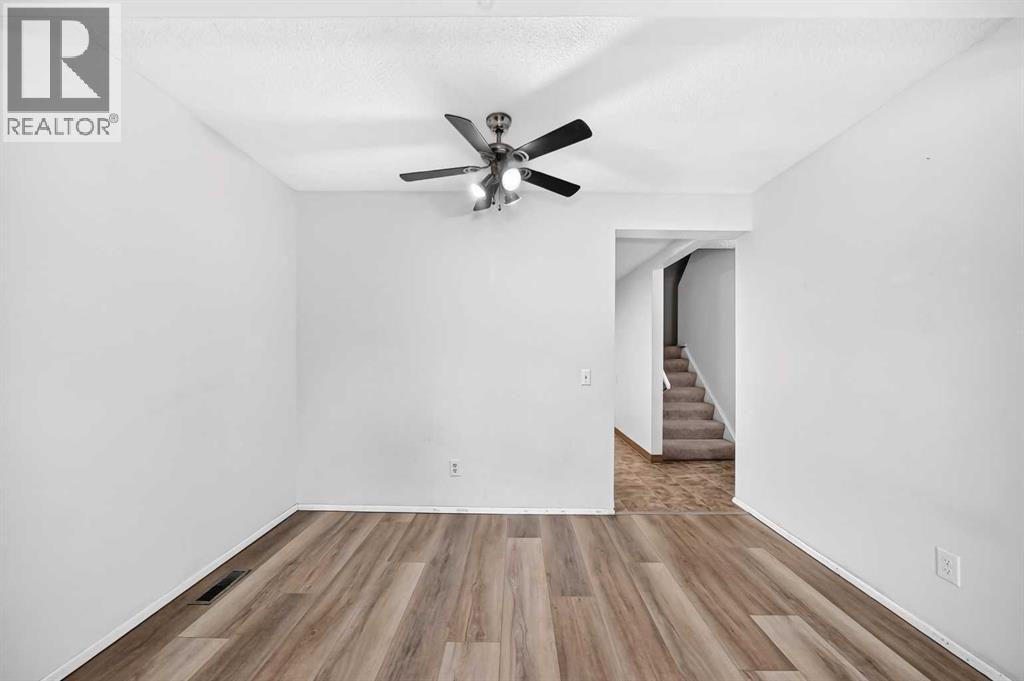 #130 330 Canterbury Drive SW - 8