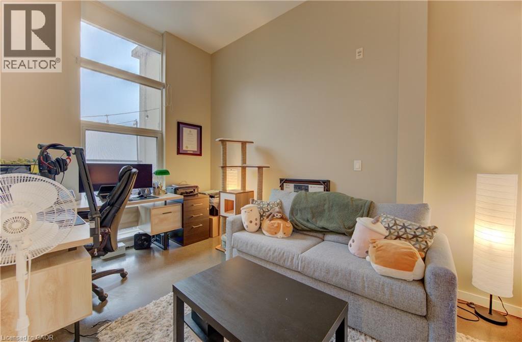 #607 404 KING Street West, Kitchener, Ontario, N2G4Z9, Kitchener, Ontario — photo 4 of 5