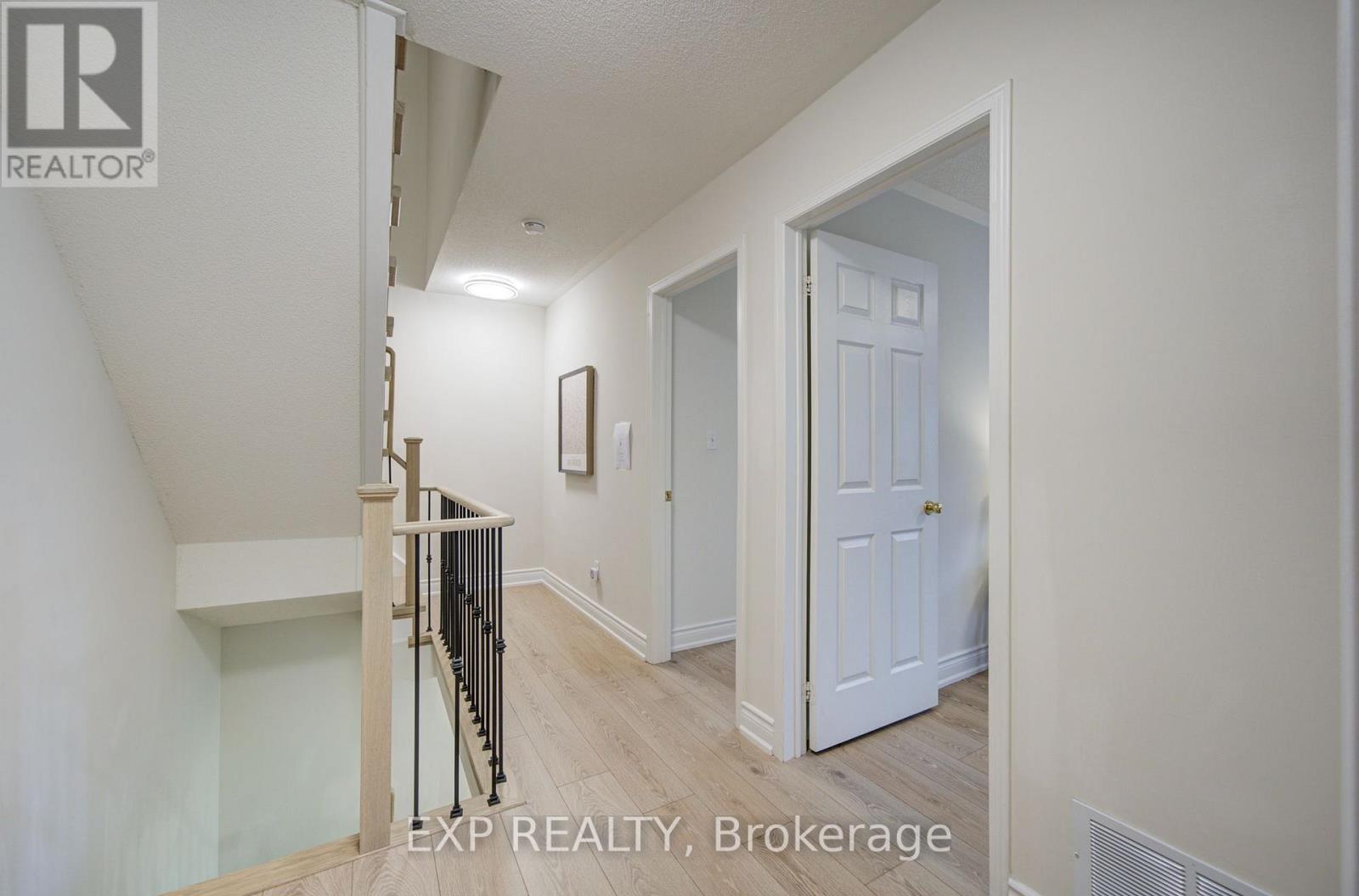 #602 19 ROSEBANK DRIVE - 13