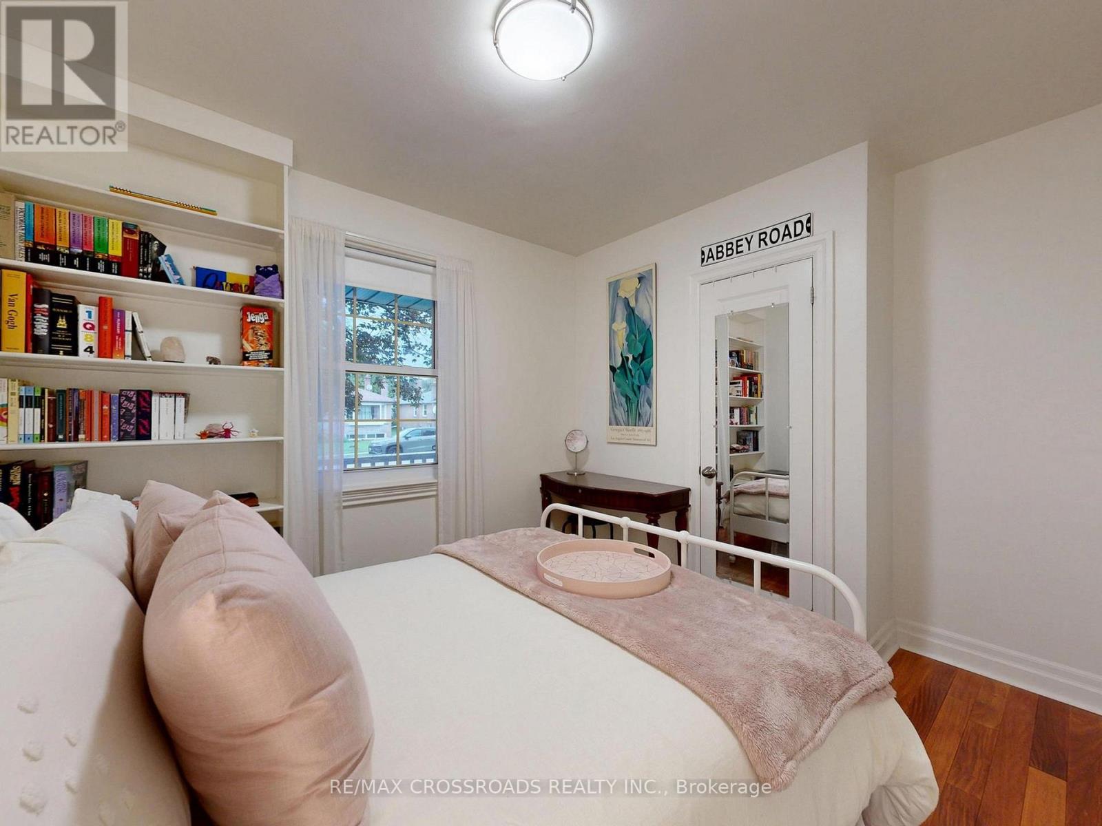 432 PALISER CRESCENT N - 23