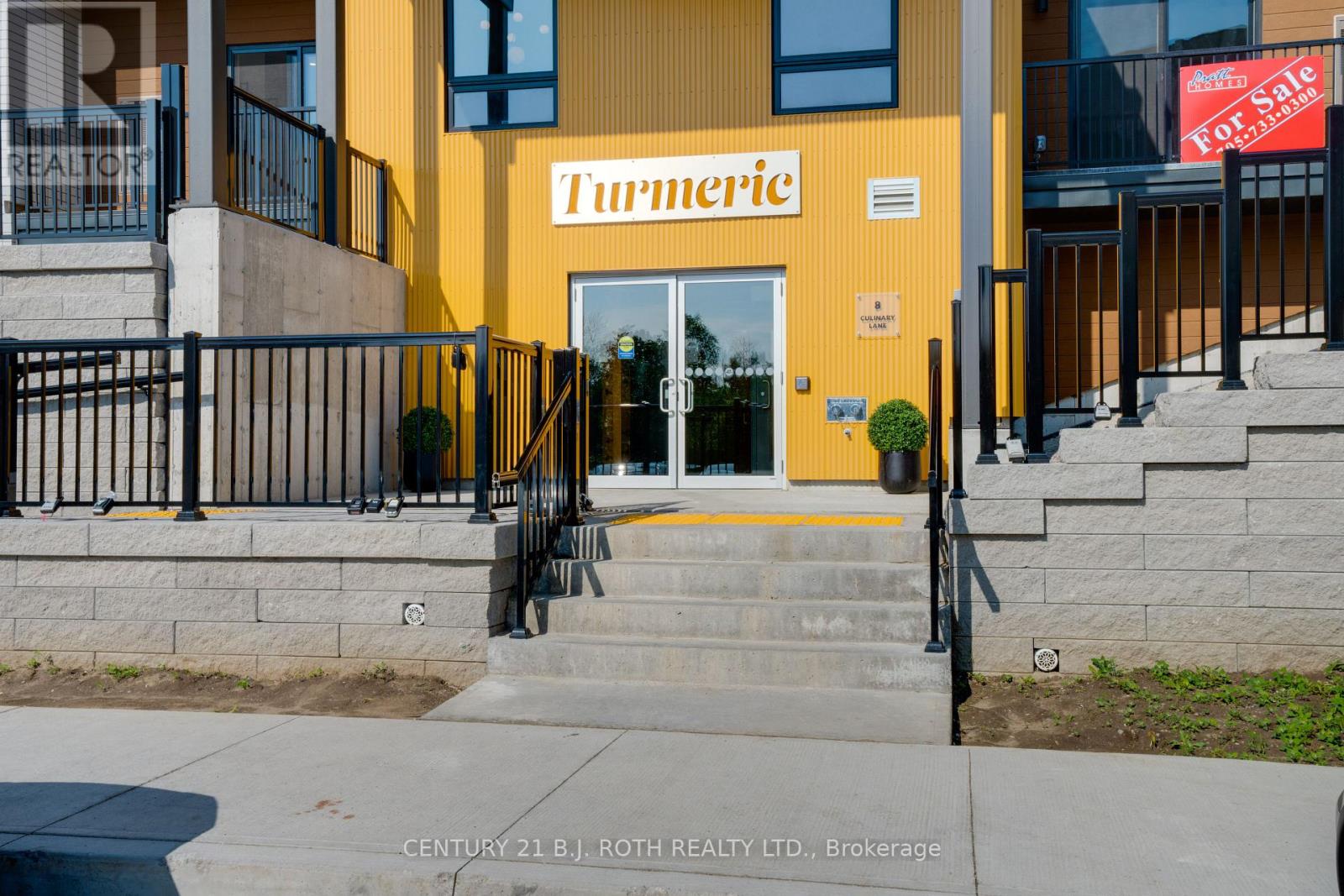 308 - 8 CULINARY LANE, Barrie — photo 2