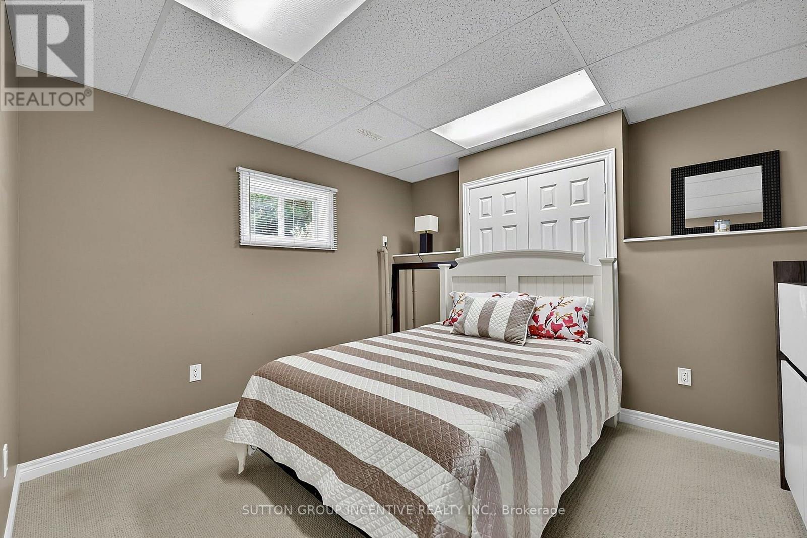 102 CUMMING DRIVE - 46