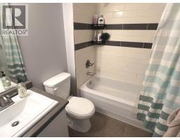 Kitchen - 400 Sutton Crescent Unit# 310 Lot# 42, Kelowna, BC V1V1Y3 Photo 6