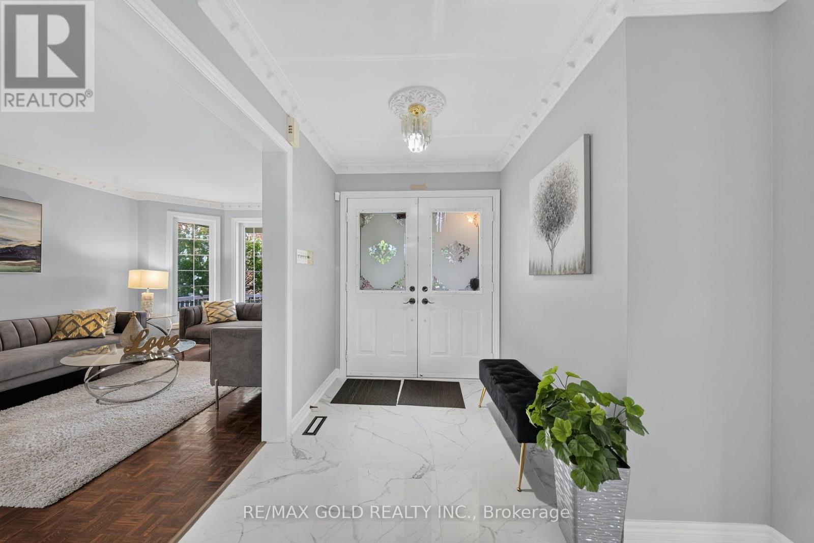 24 Quintessa Trail, Brampton (Sandringham-Wellington), Ontario, L6R2V4, Brampton (Sandringham-Wellington), Ontario — photo 4 of 5