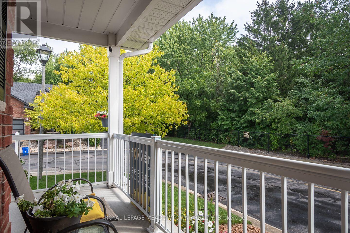 328 Malick Street, Milton (TM Timberlea), Ontario, L9T5X4, Milton (TM Timberlea), Ontario — photo 3 of 5