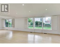 15 Government Road, Toronto, ON M8X1V7 Photo 12