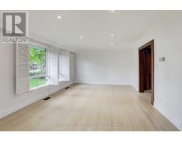 15 Government Road, Toronto, ON M8X1V7 Photo 13
