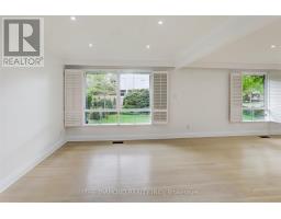 15 Government Road, Toronto, ON M8X1V7 Photo 15