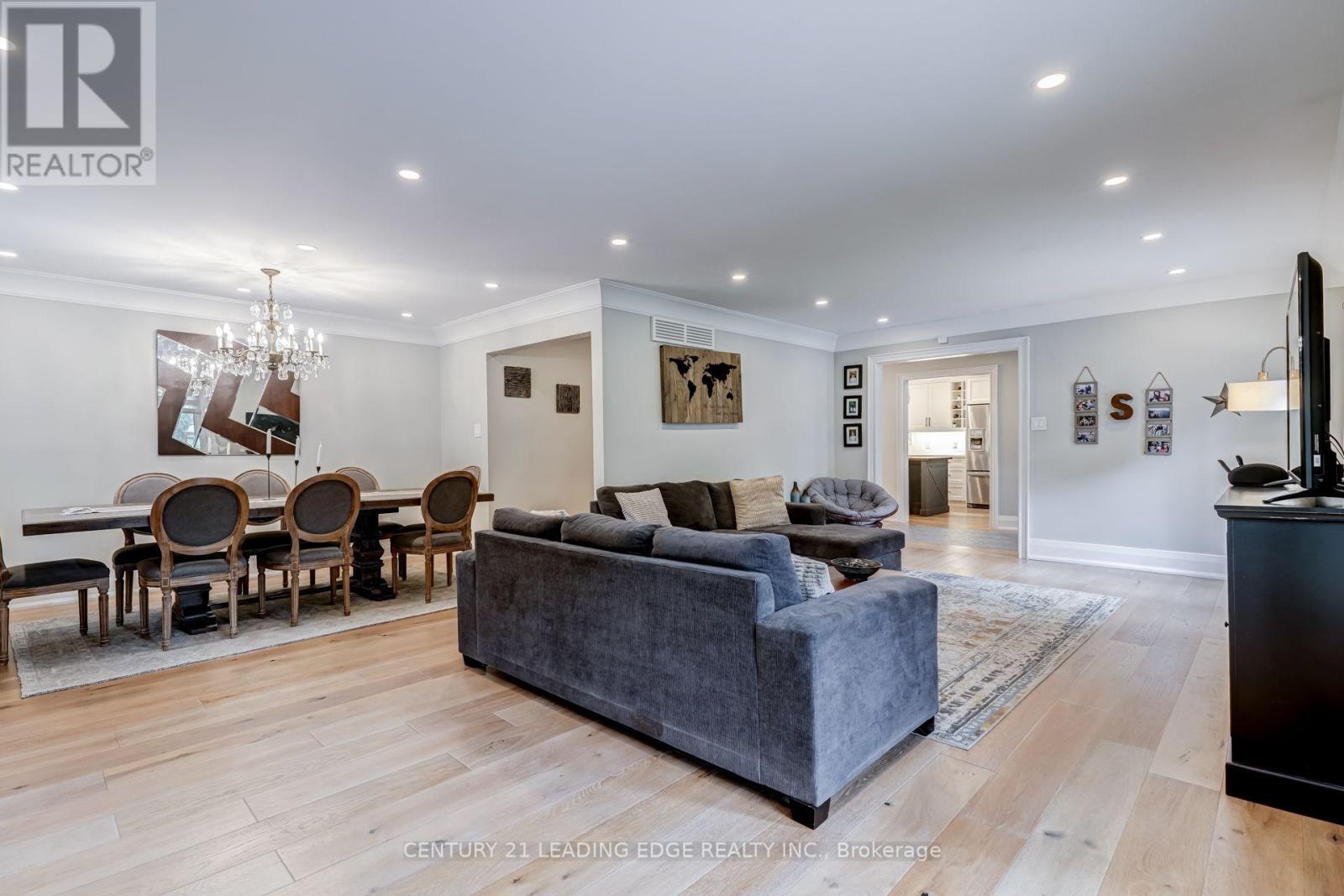5 MOUNTBATTEN ROAD - 12