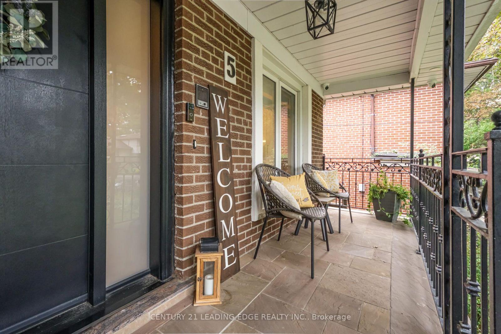 5 MOUNTBATTEN ROAD - 2