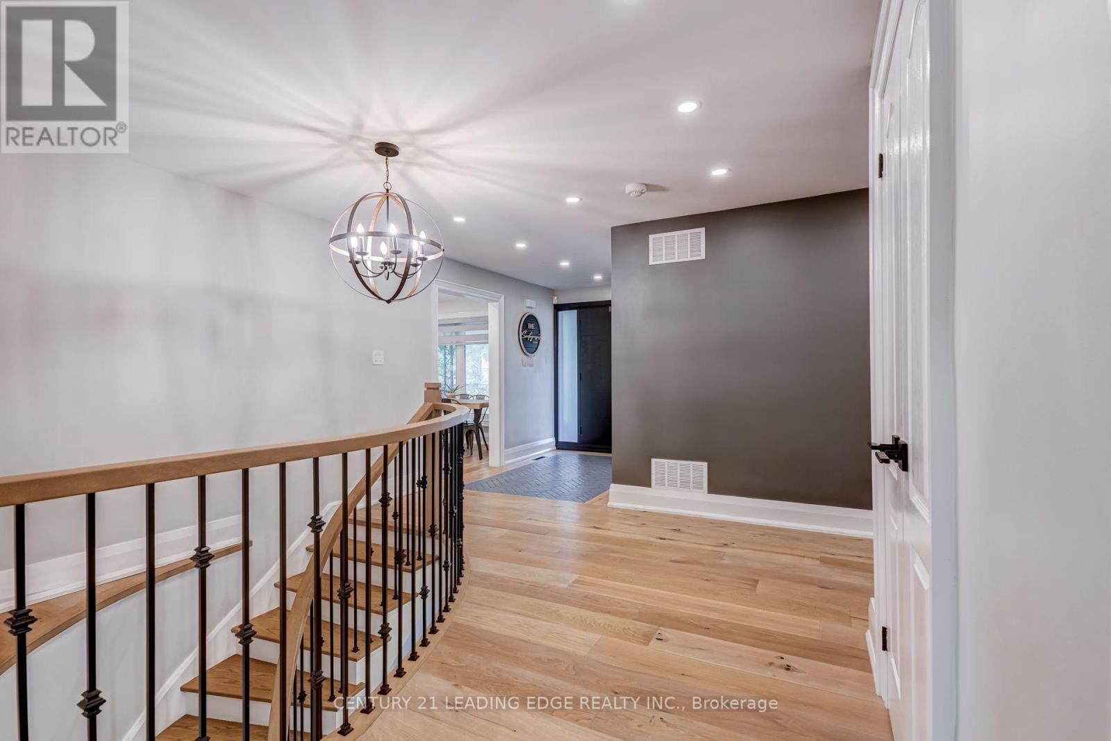 5 MOUNTBATTEN ROAD - 27