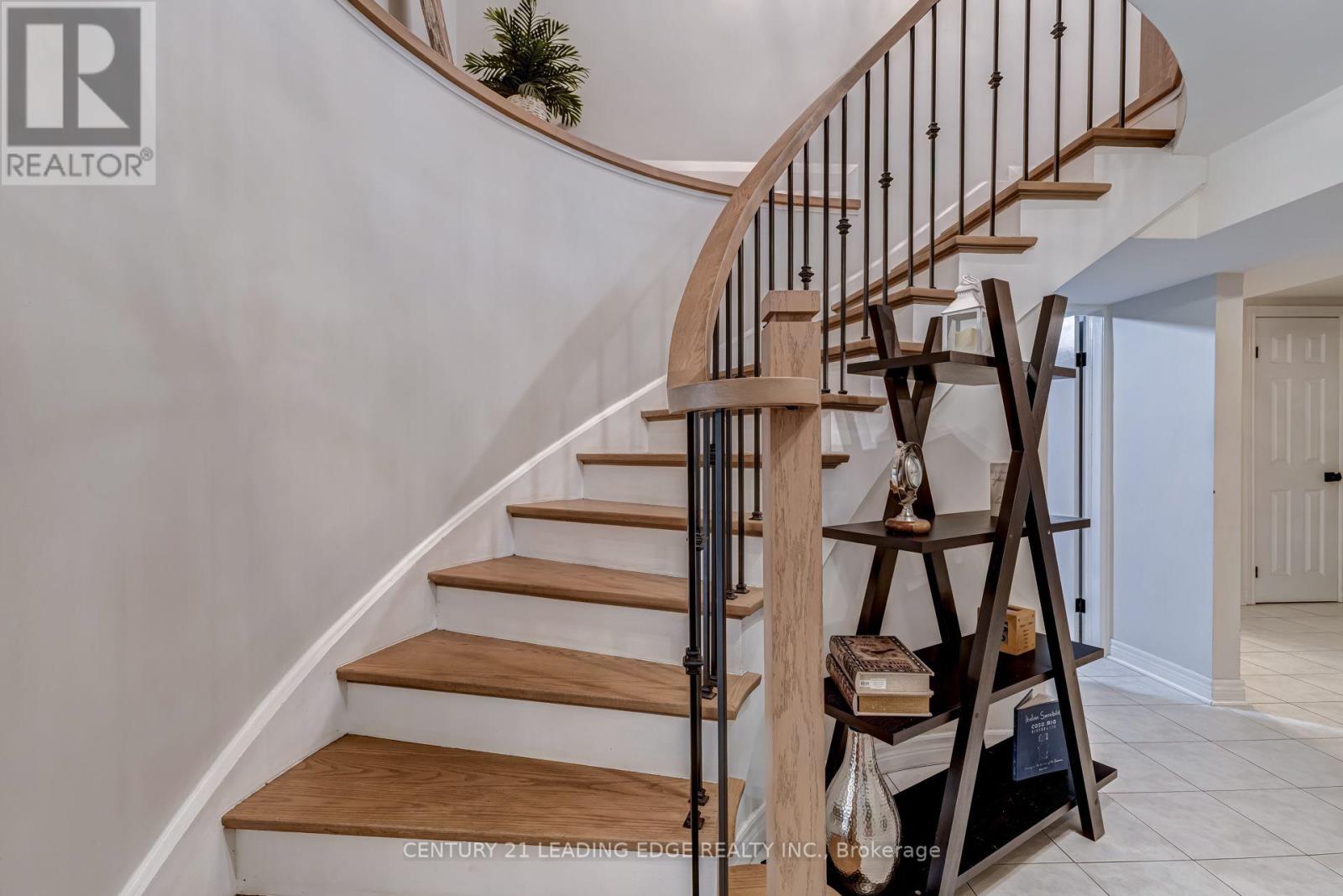 5 MOUNTBATTEN ROAD - 28