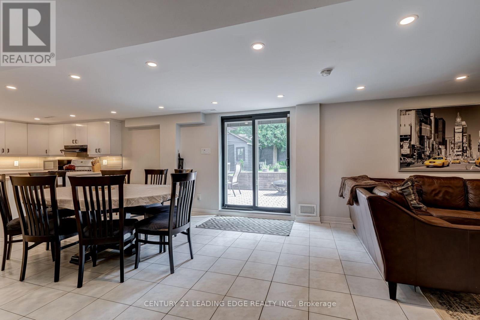 5 MOUNTBATTEN ROAD - 29