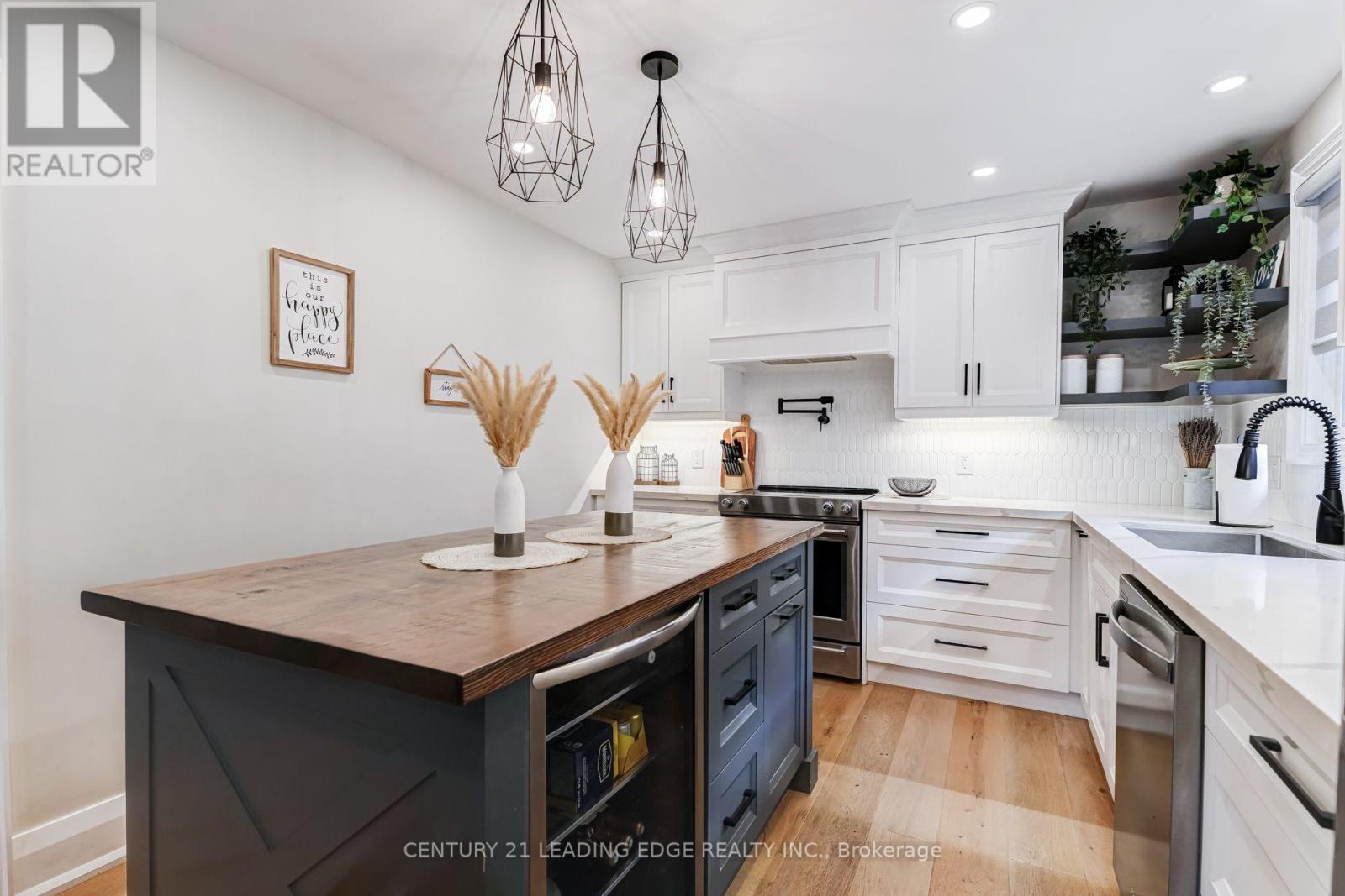 5 MOUNTBATTEN ROAD - 6