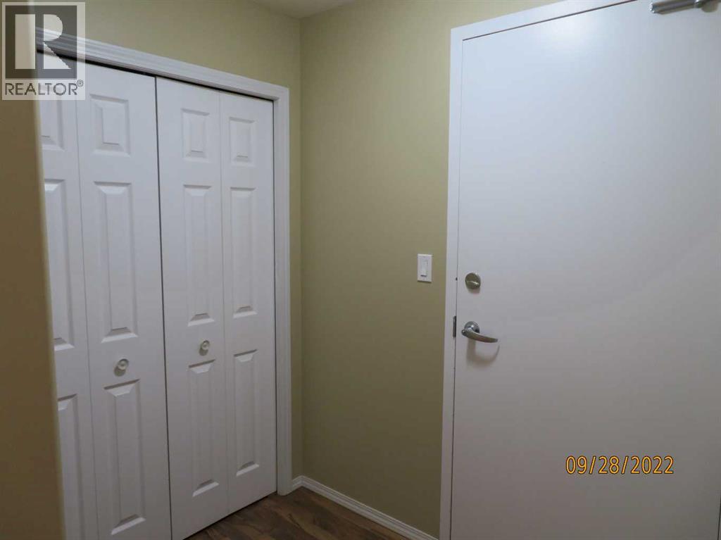 1804 48 Avenue, Lloydminster, Saskatchewan, S9V1K2, Lloydminster, Saskatchewan — photo 3 of 5