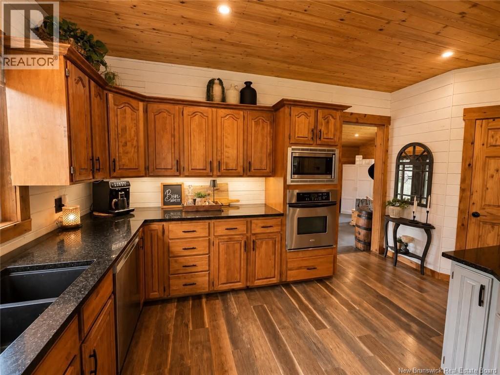 4481 Route 180 - Image 32