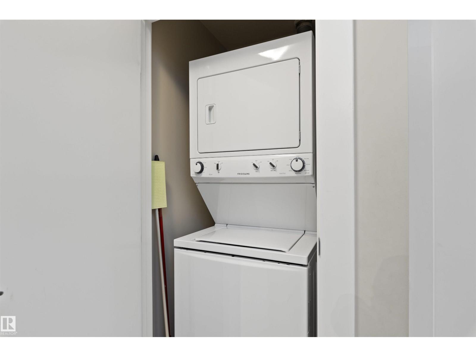 #905 10226 104 ST NW - 21