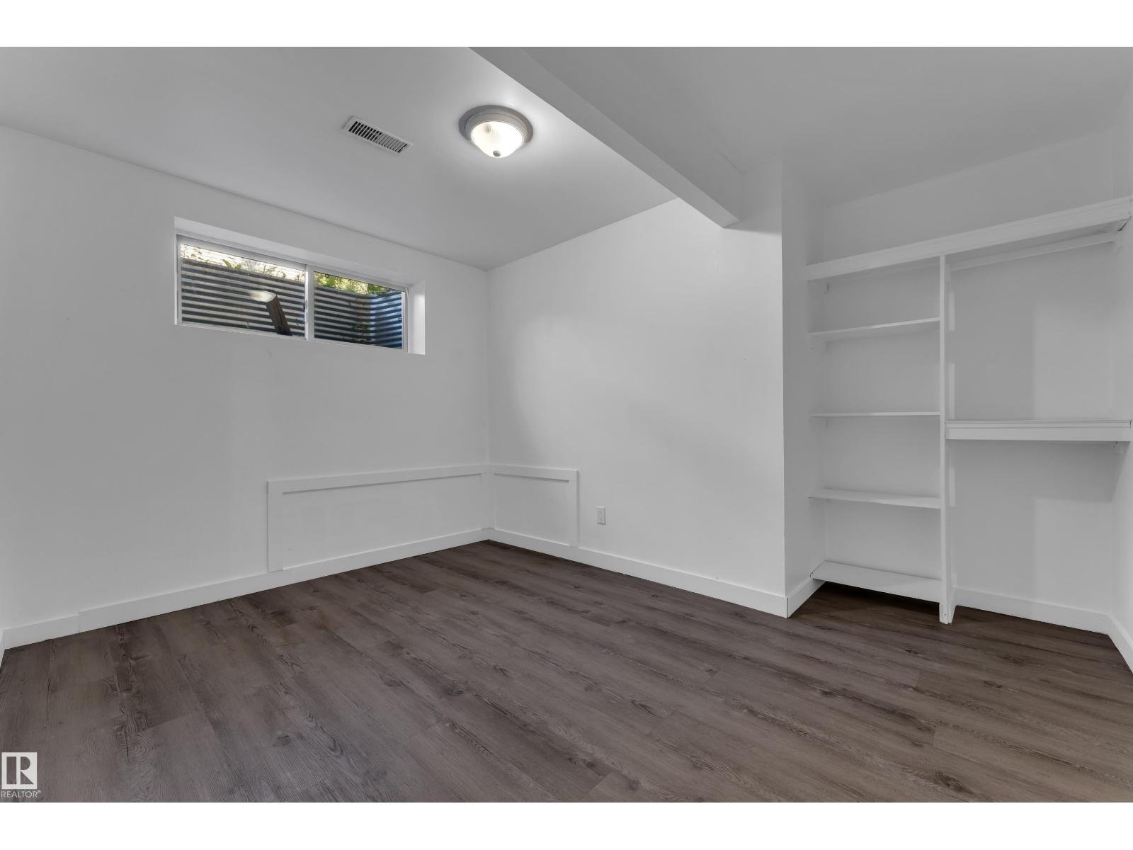 642 ADAMS WY SW - 42