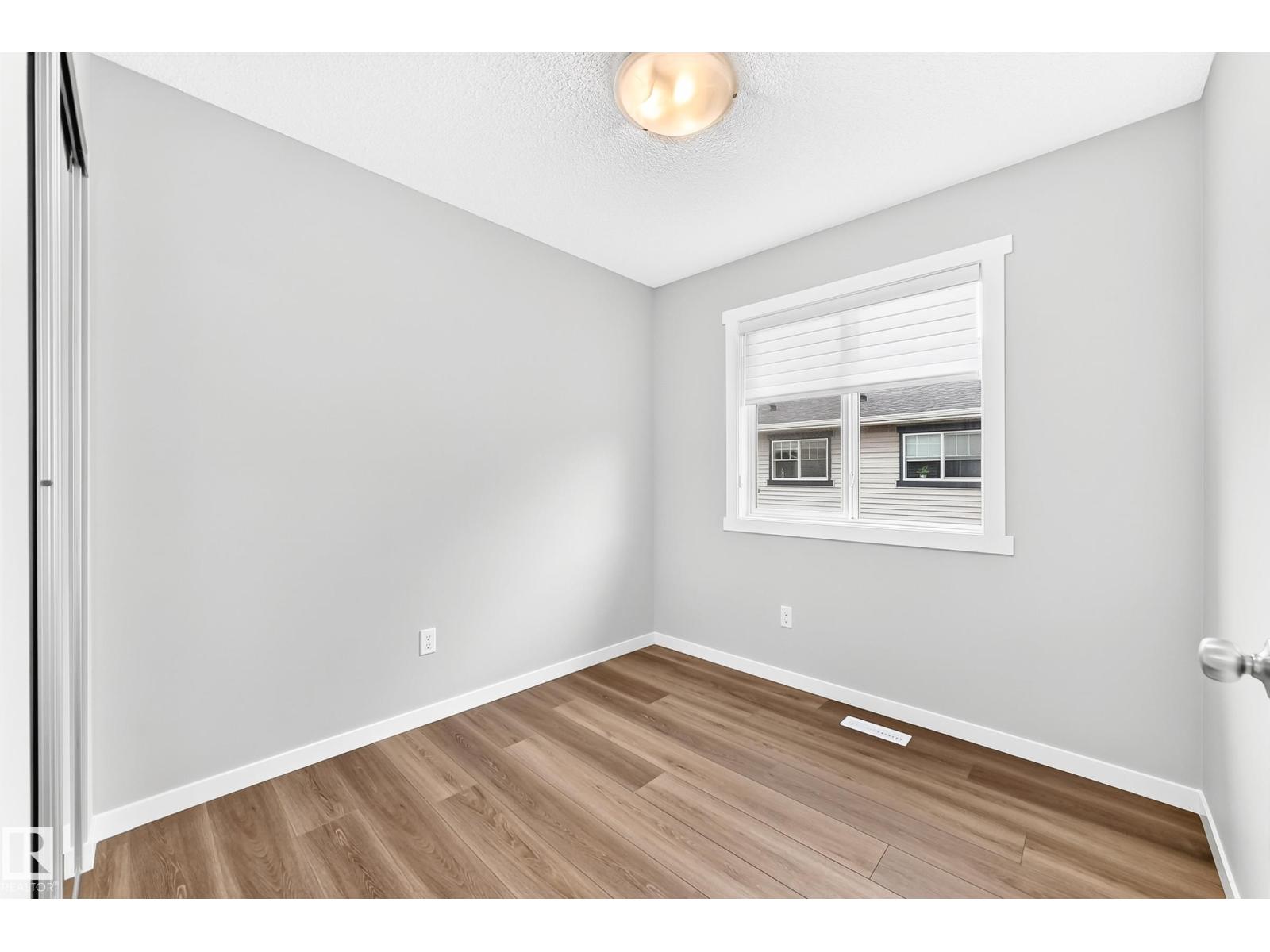 #117 1530 TAMARACK BV NW - 30