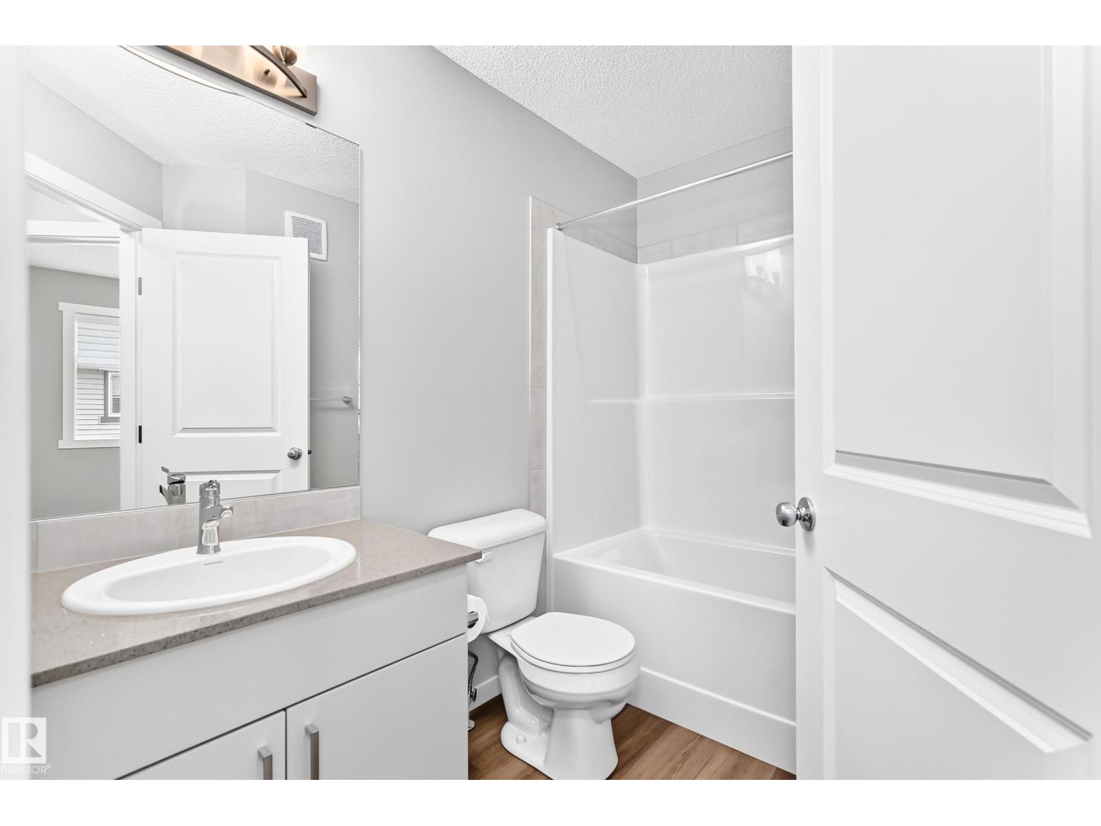 #117 1530 TAMARACK BV NW - 34