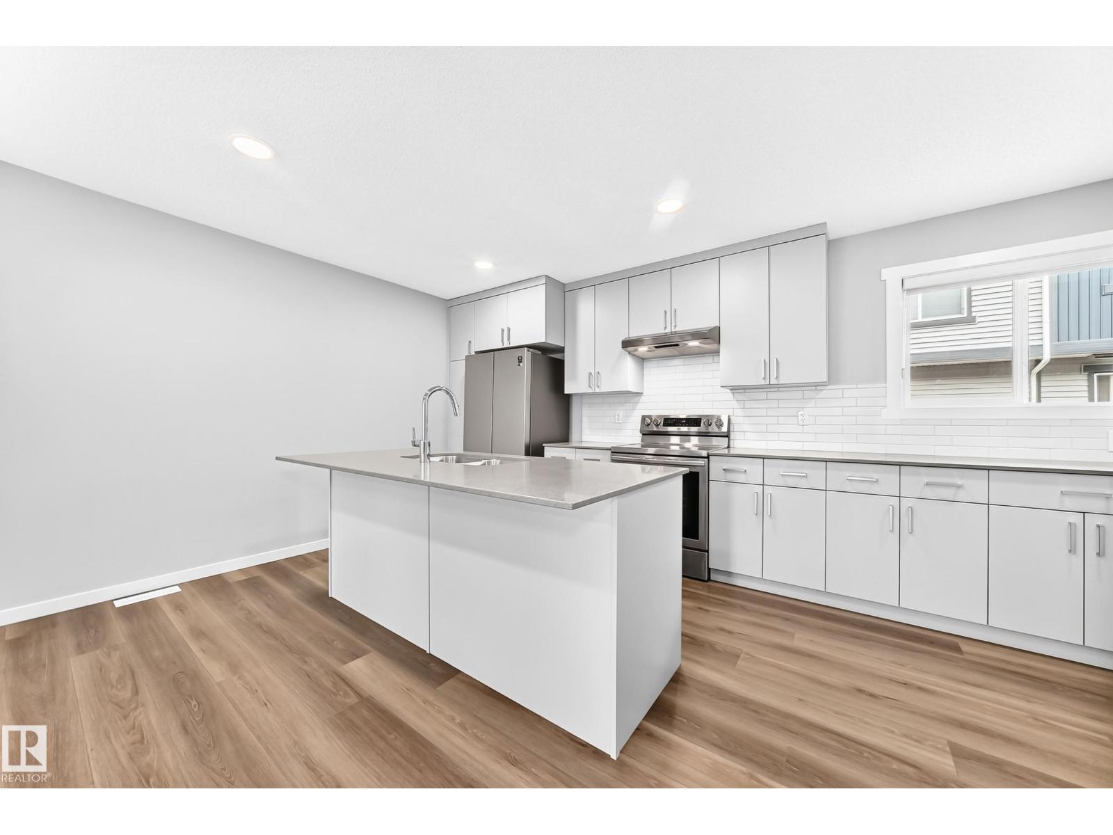 #117 1530 TAMARACK BV NW - 6