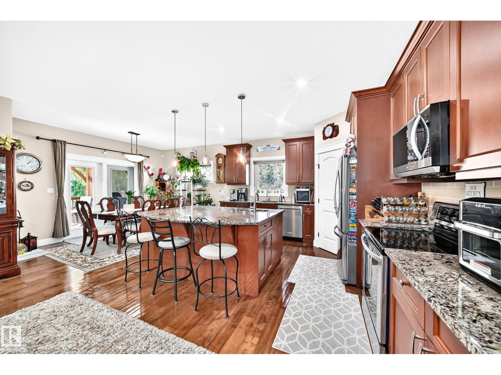 45 LACOMBE DR - 9