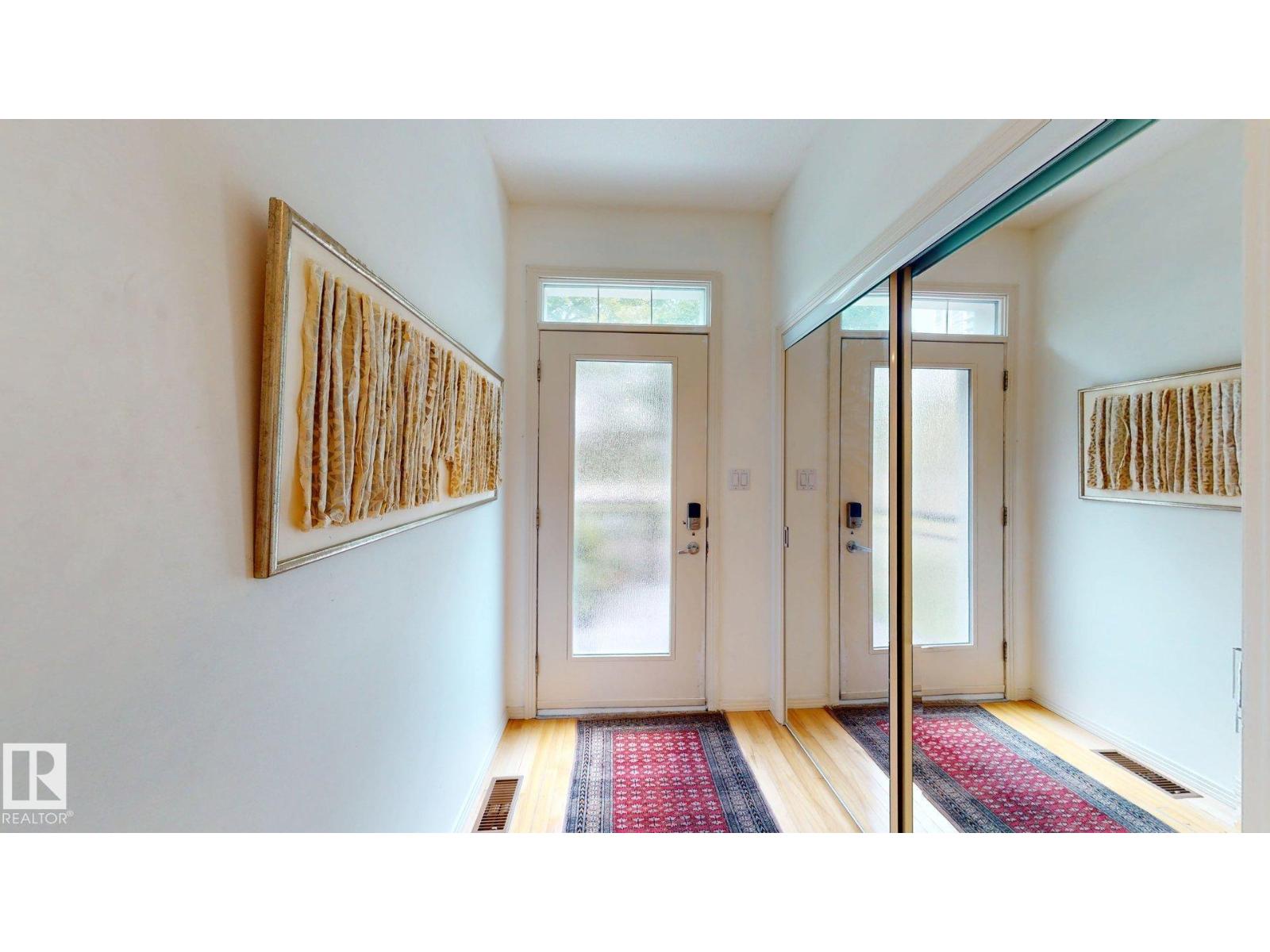 9846 112 ST NW - 8